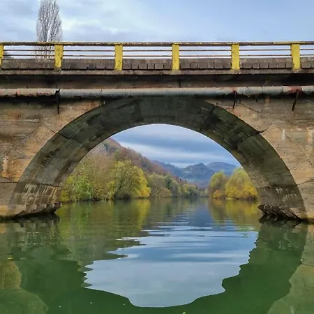 Vikendica Mihic Hébergement de vacances *