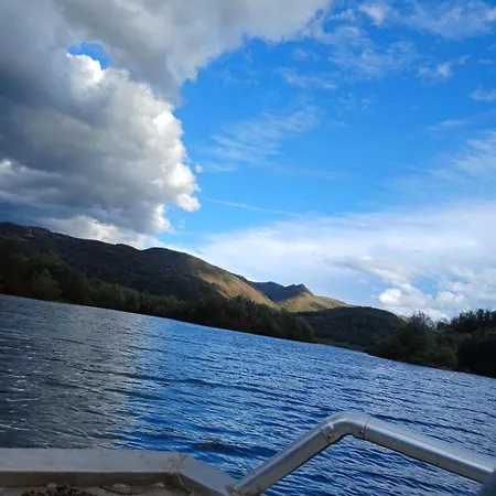 Vikendica Mihic Σπίτι διακοπών